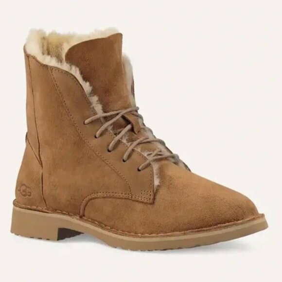 UGG Quincy Boot - Picture 2 of 7